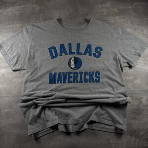Dallas mavericks t shirt